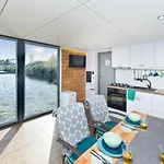 Amazing Ship In Blotnik With Wifi 3*