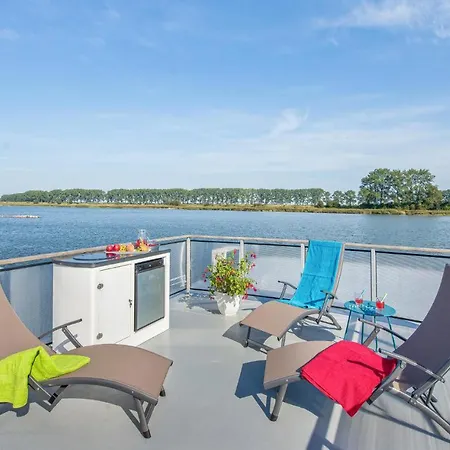 船屋 Beautiful Ship In With Wifi