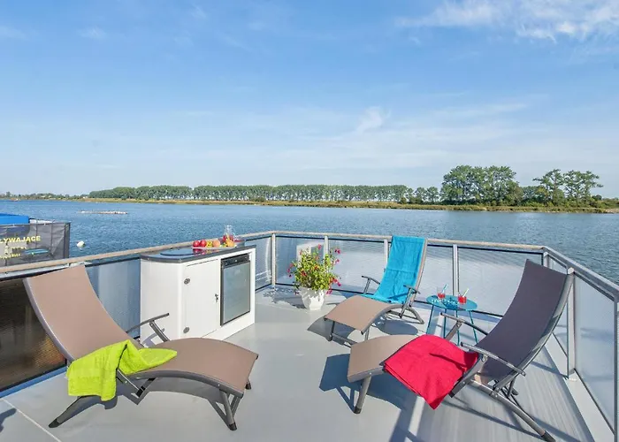 船屋 Beautiful Ship In With Wifi